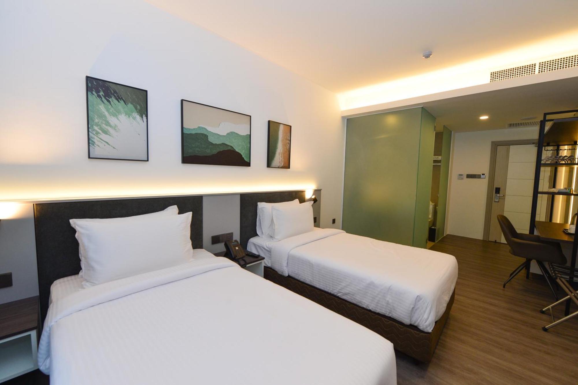 Rume Hotel Kuching Buitenkant foto